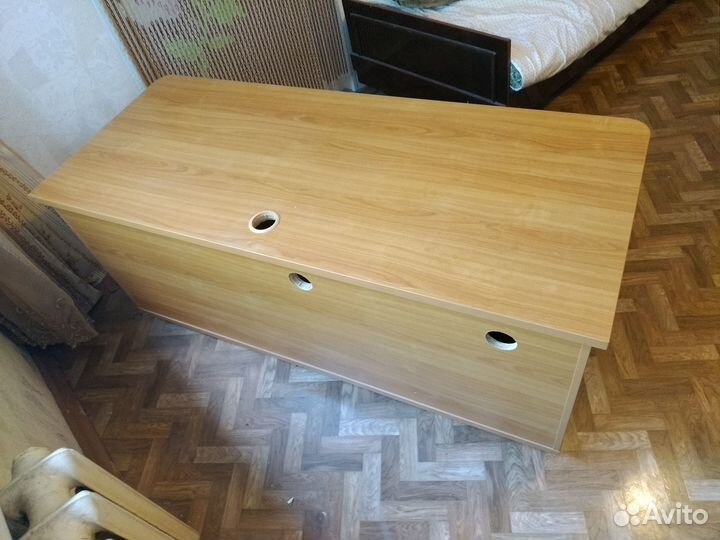 Тумбы под телевизор