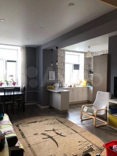 3-к. квартира, 78 м², 2/4 эт.