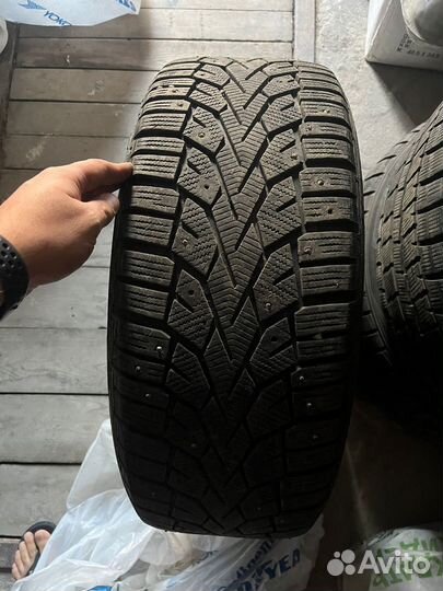 Gislaved Nord Frost 5 225/55 R17