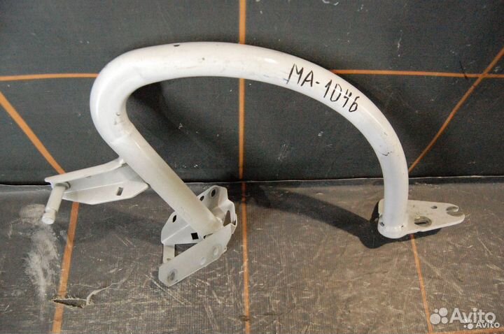 Петля крышки багажника правая - Audi A4 B8