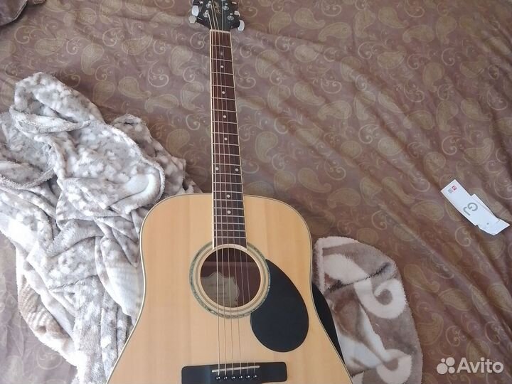 Акустическая гитара Greg Bennet