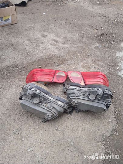 Оптика мерседес Е210