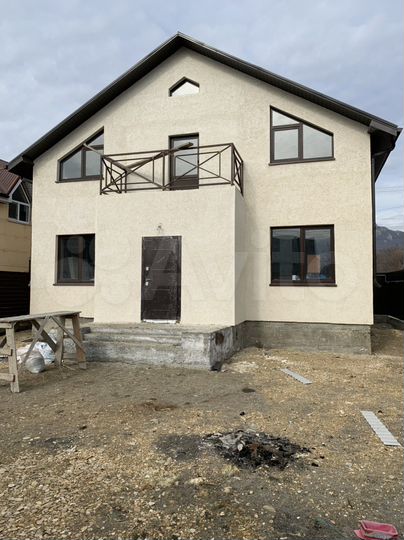 Дом 136,4 м² на участке 3 сот.