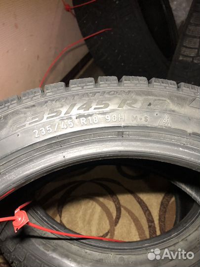Pirelli Ice Zero FR 235/45 R18 98