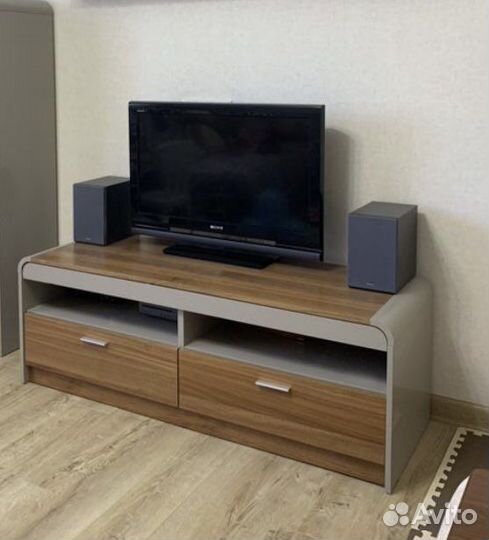 Тумба под тв
