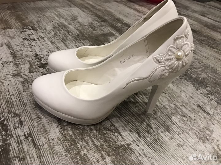 Туфли свадебные белые