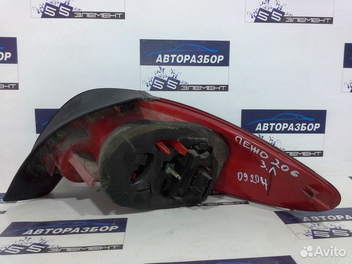Фонарь левый Peugeot 206 3D