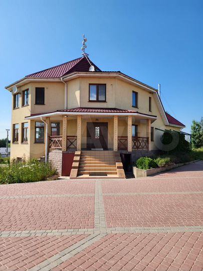 Дом 515 м² на участке 90 сот.