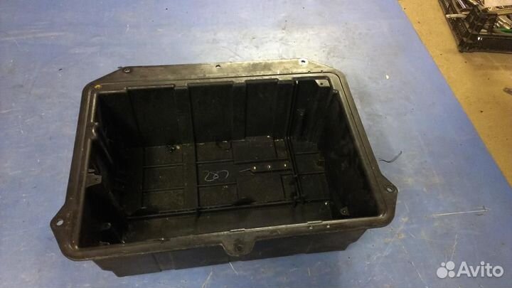 Ниша под акб BMW X5 E53