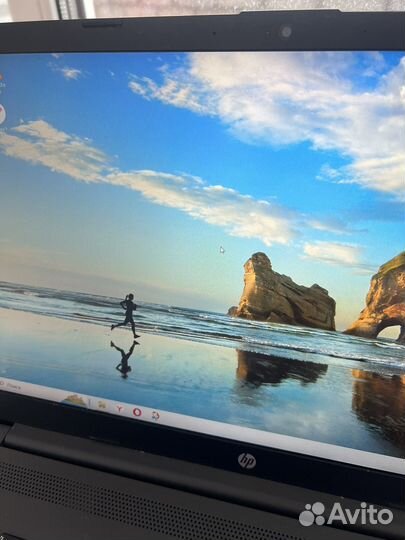 Ноутбук HP 15-gw0008u 15.6