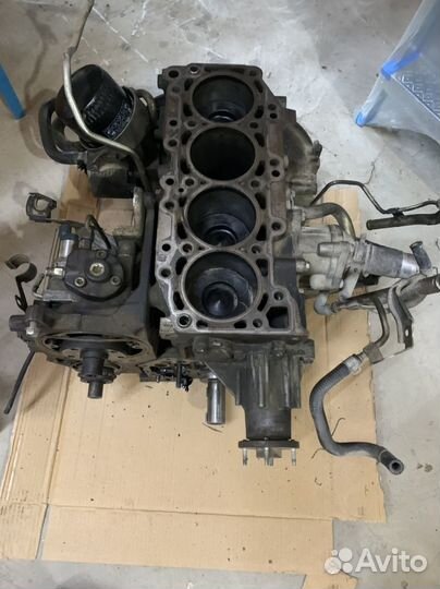 Двигатель в разборе Nissan Navara D 40,R 51