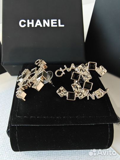 Серьги пусеты Chanel