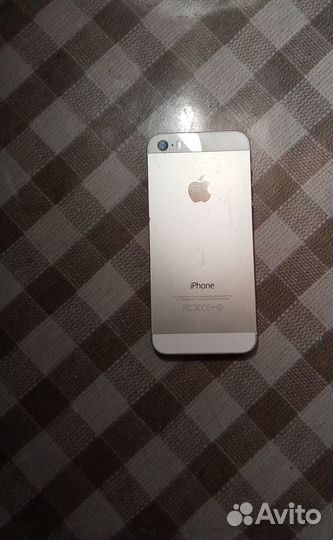 iPhone 5S, 64 ГБ