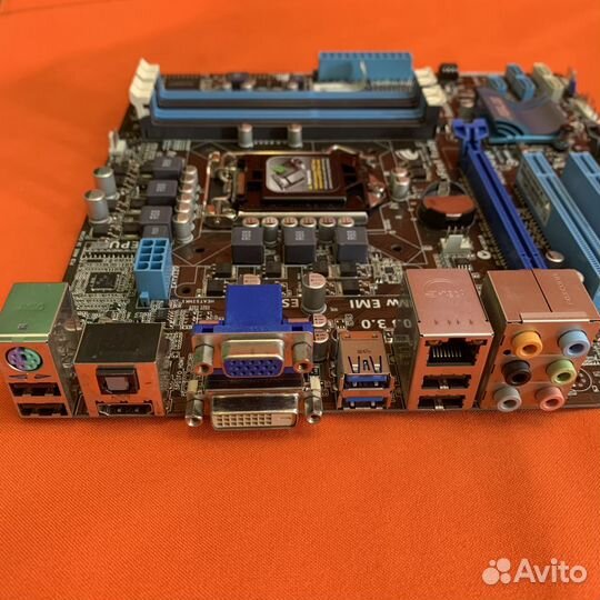 Материнская плата Asus P8H67-M Pro на Lga1155