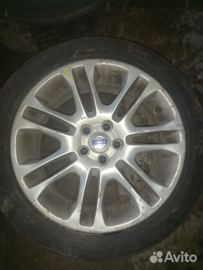 Диски колесные комплект Zubra R18 30748348