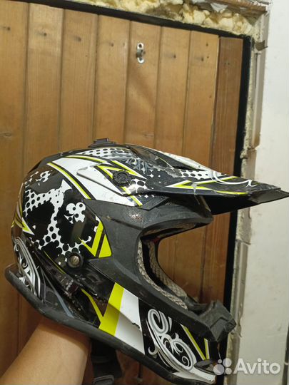 Кроссовый шлем