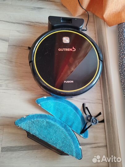 Робот пылесос Gutrend fusion 150