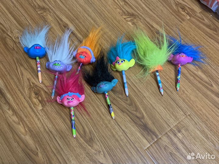 Коллекция игрушек из Макдональдса тролли