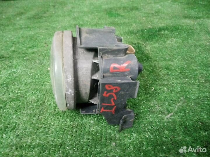 Фара противотуманная правая Subaru Legacy Outback