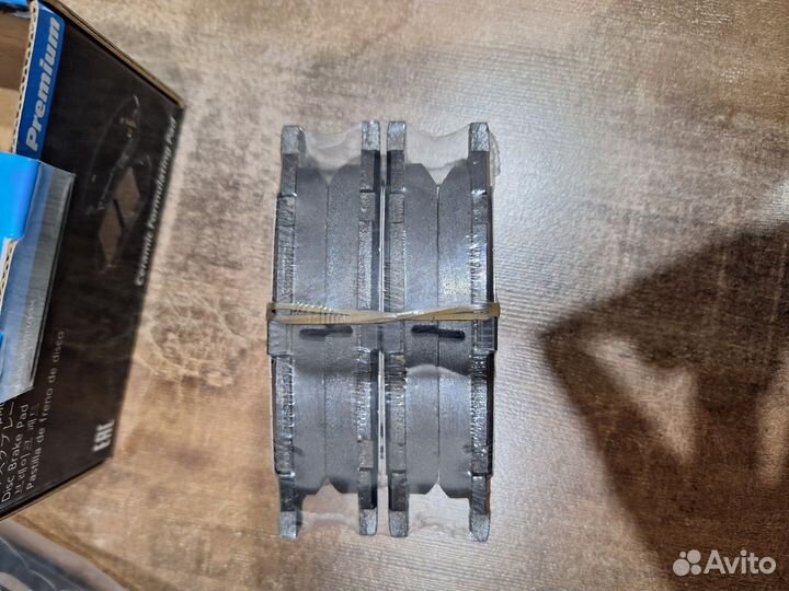 Тормозные колодки задние Subaru legacy