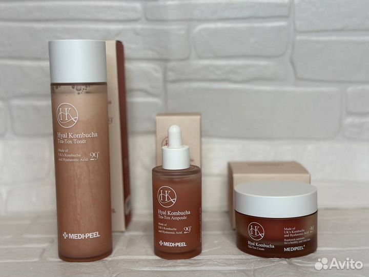 Уход за лицом с комбучей от Medi-Peel (Корея)
