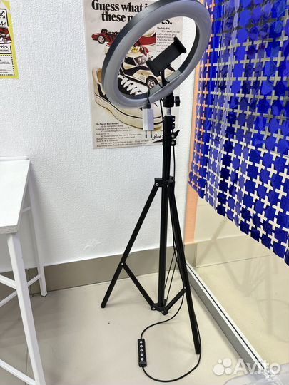 Кольцевая лампа со штативом