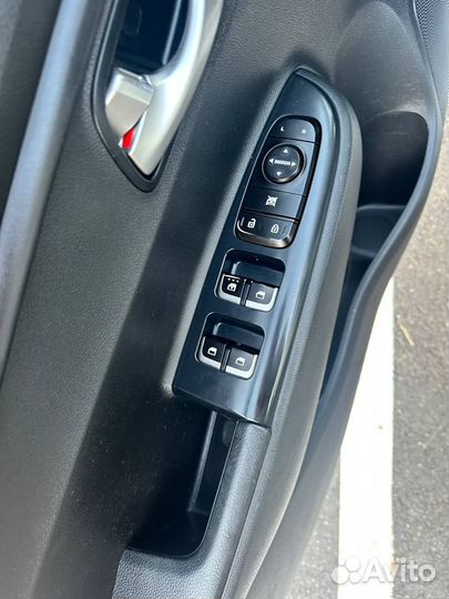 Kia Rio 1.6 AT, 2019, 158 000 км