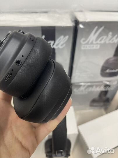 Беспроводные наушники