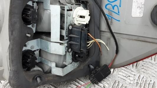 Фонарь задний левый mercedes benz M-class W164 (1B