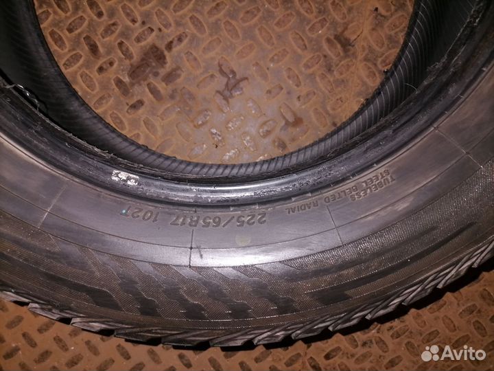 Yokohama Ice Guard Stud IG55 225/65 R17