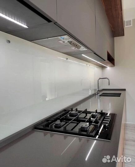 Современная кухня под ключ