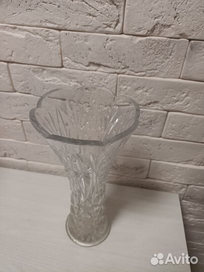 Ваза хрустальная