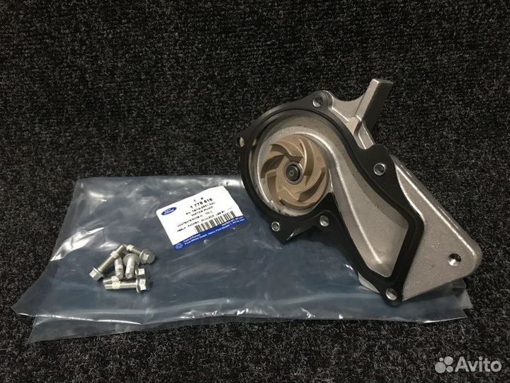 Помпа Ford Focus 1.6