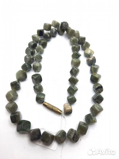 Бусы из Натурального камня Лабрадорит и Гроссуляр