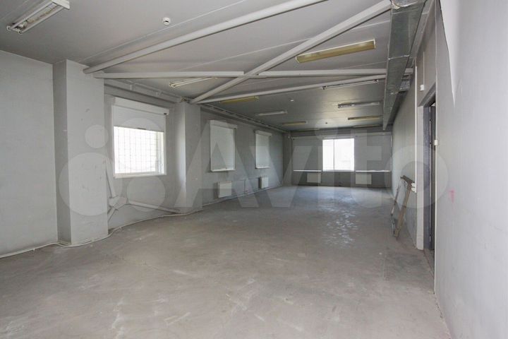 Продам автосервис, 649.2 м²