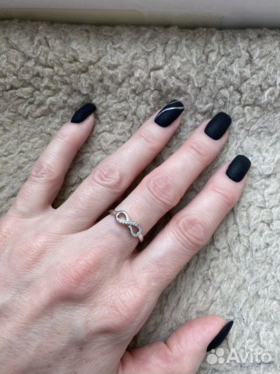 Серебряное кольцо «Бесконечность»