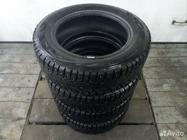 Hankook Winter I'Pike 185/65 R15 92T