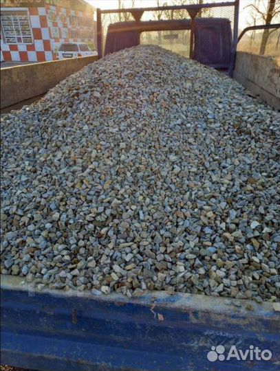 Щебень гранитный 20-40 Доставка от 3-х кубов