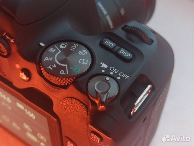 Комплект для начинающего фотографа Canon 200D