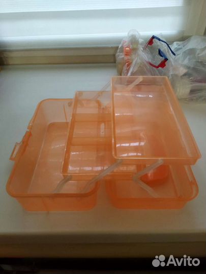 Чемодан кейс для мастера маникюра