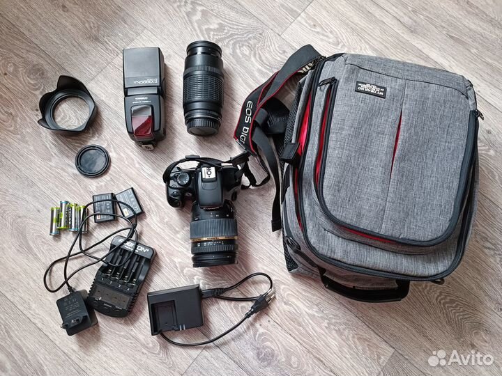 Фотоаппарат canon eos 1100d+комплект