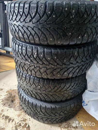 Nokian Tyres Hakkapeliitta 4 195/60 R15