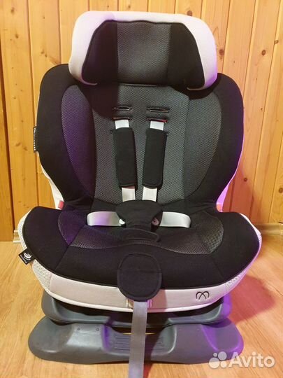 Детское авто кресло Swing moon (Япония)