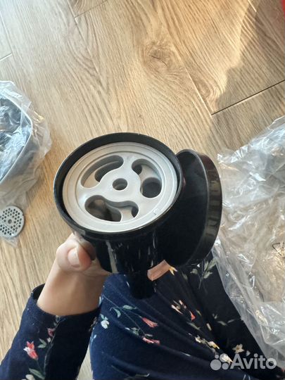 Мясорубка электрическая Bosch MFW 68640