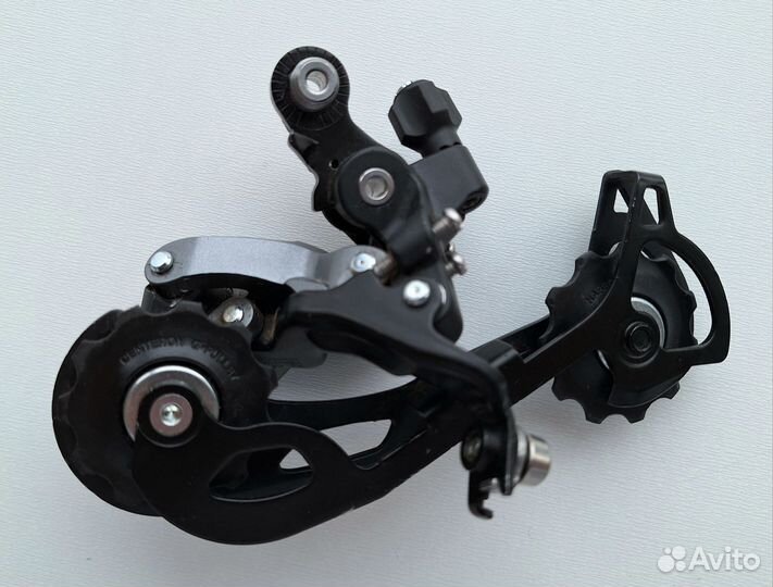 Задний переключатель Shimano Alivio RD-M4000