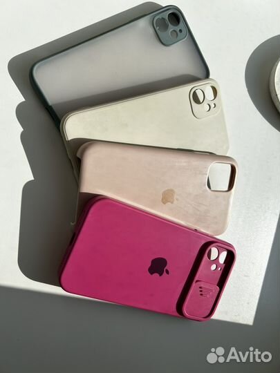 Чехлы на телефон iPhone 11
