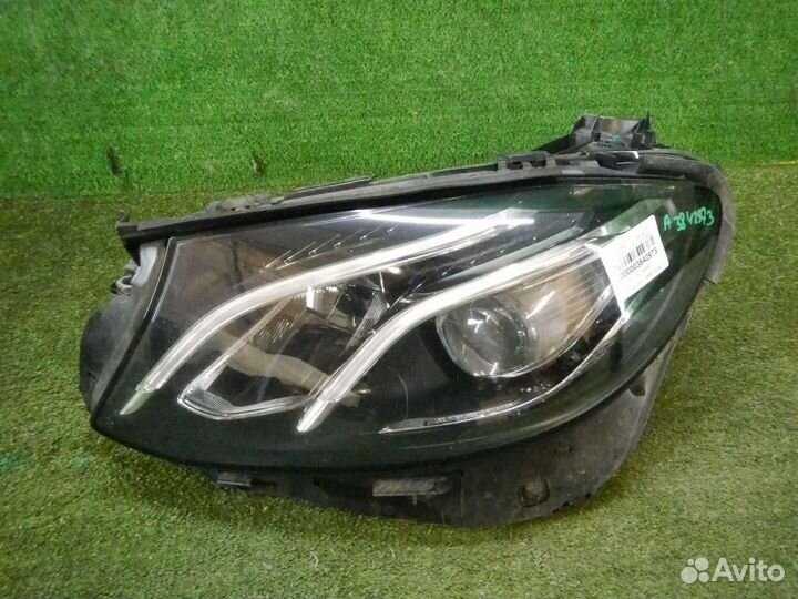 Фара левая Mercedes-Benz E-Class
