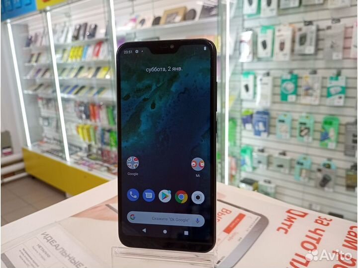 Xiaomi Mi A2 Lite Android One, 3/32 ГБ