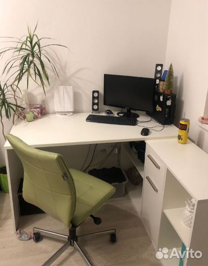 Угловой прямой компьютерный стол новый