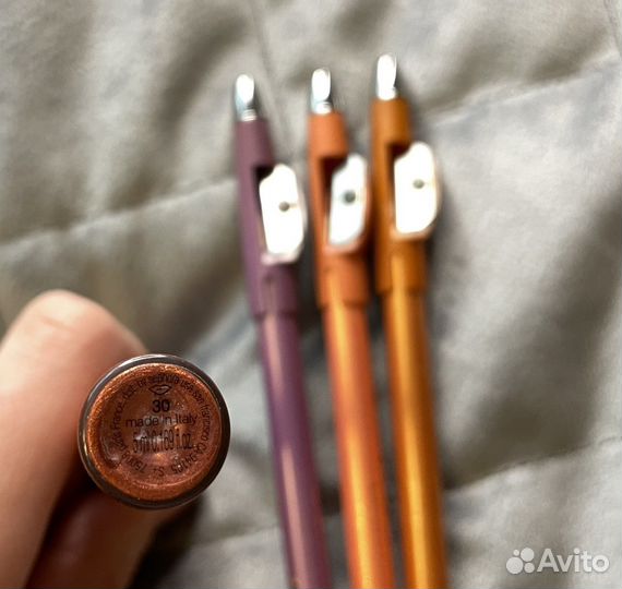 Блеск для губ sephora,цветные карандаши для глаз